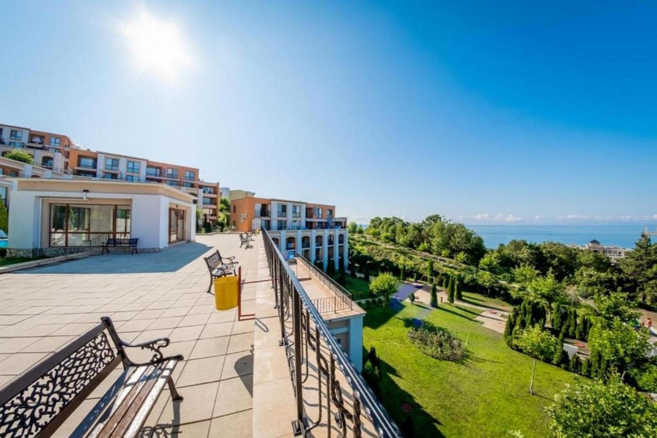 Fort Noks - Menada Apartments Sveti Vlas Exterior foto