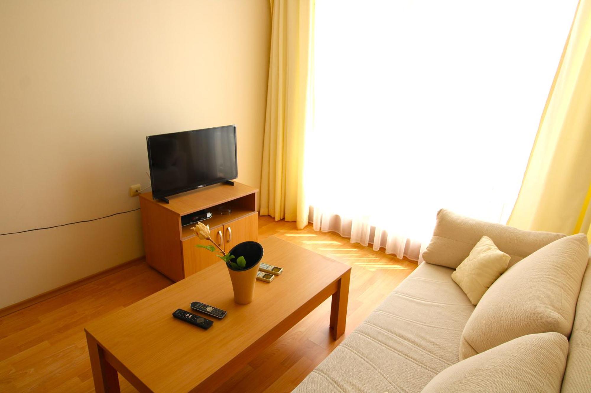 Fort Noks - Menada Apartments Sveti Vlas Exterior foto